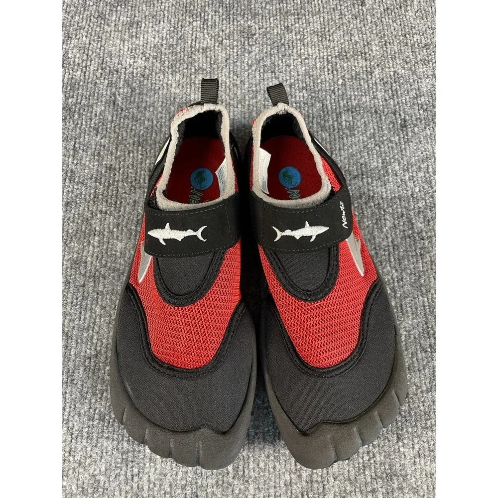 Newtz Kids Swim Shoes Size 2/3 Water Shoes Black And Red